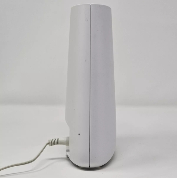 Netgear Orbi Router RBR20 Wifi w/ Power Cord and yellow cable - Picture 4 of 8